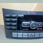Bild in die Galerieansicht laden, 2012–2014 Mercedes-Benz W212 E-Class Head Unit CD Player A212 9007526 OEM