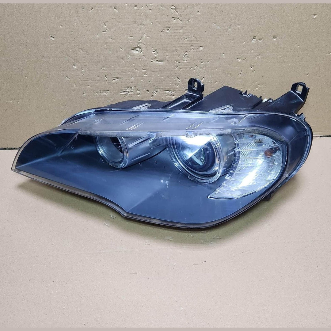 2007-2013 BMW X5 E70 Headlight LHS NONE XENON 7108150 