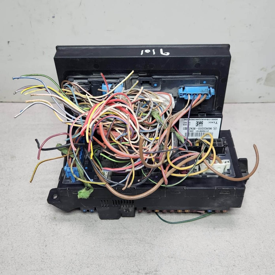 2006 Mercedes-Benz E350 Fuse And Relay Center 2115459101