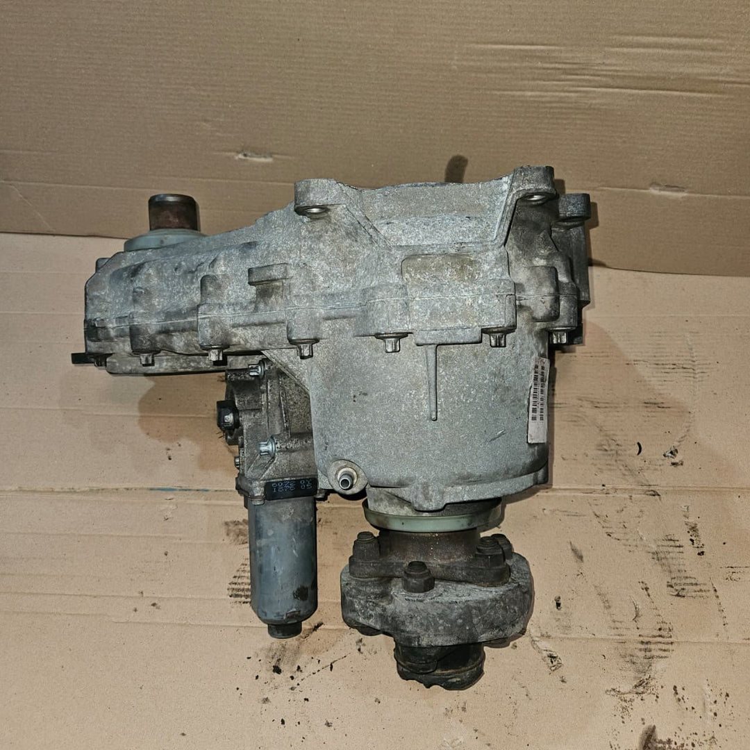 2003-2005 BMW X5 E53 Transfer Case Assembly ATC500 7526279 OEM