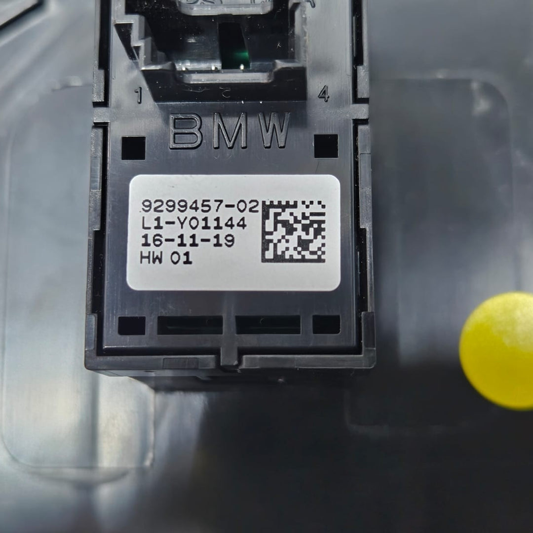 9299457-2018-2024 BMW X3 7 Series G11 G12 Right Side Power Window Switch OEM