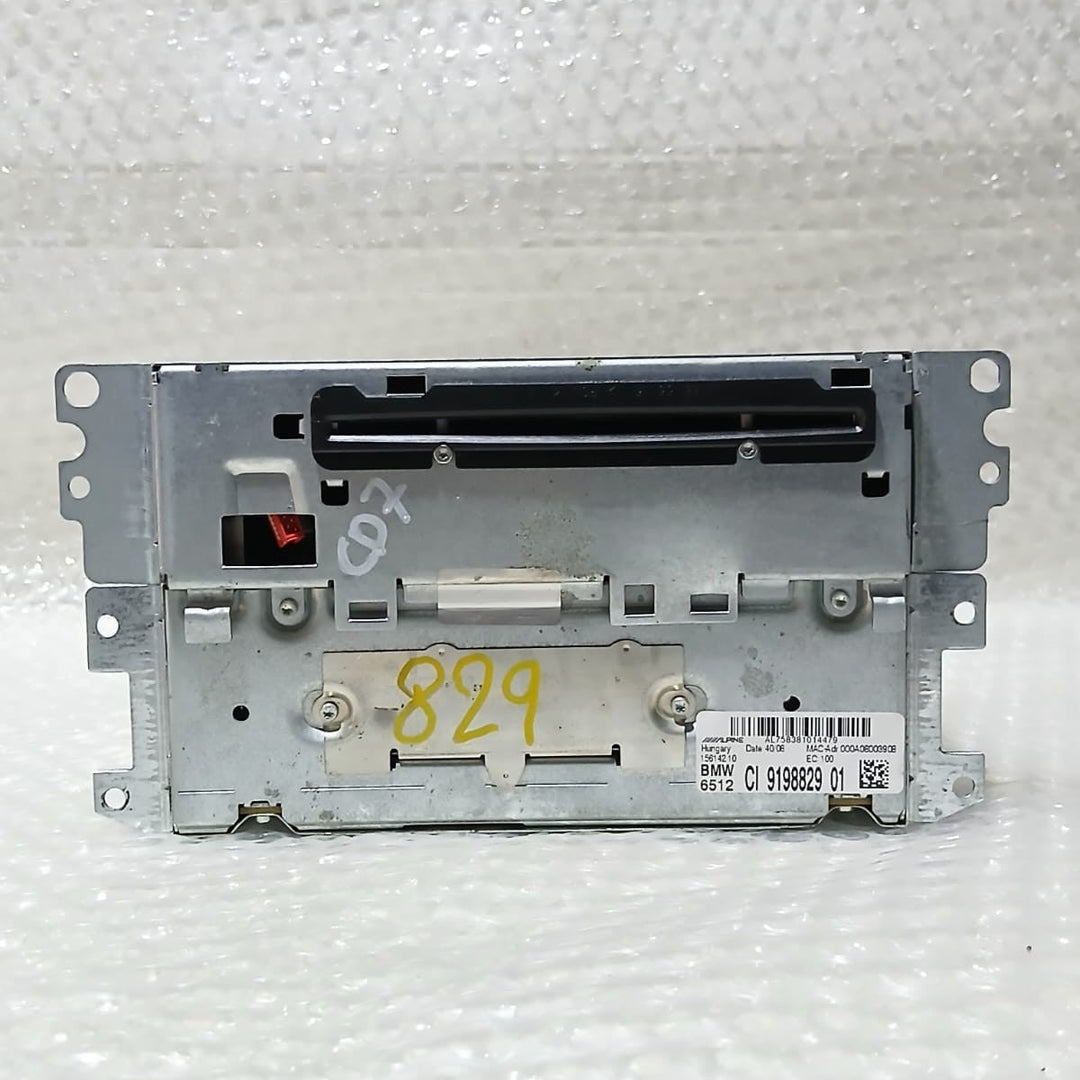 BMW OEM GENUINE E90 E91 CD HEAD UNIT - 9198829