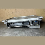 Bild in die Galerieansicht laden, 17-20 Mercedes W213 Burmester Lear Sound Amplifier Assembly A213 9006427 OEM