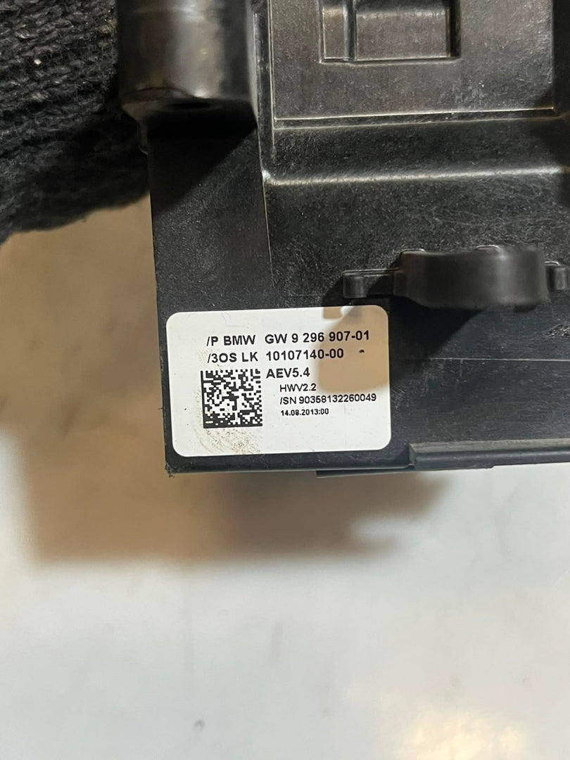 BMW  F10, F11, F12, F13 LCI, F25 X3 F26 Gear Selector Switch 9296907 OEM
