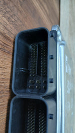 Load image into Gallery viewer, BMW Engine Control Unit 8576344 DDE F32 N47 models.