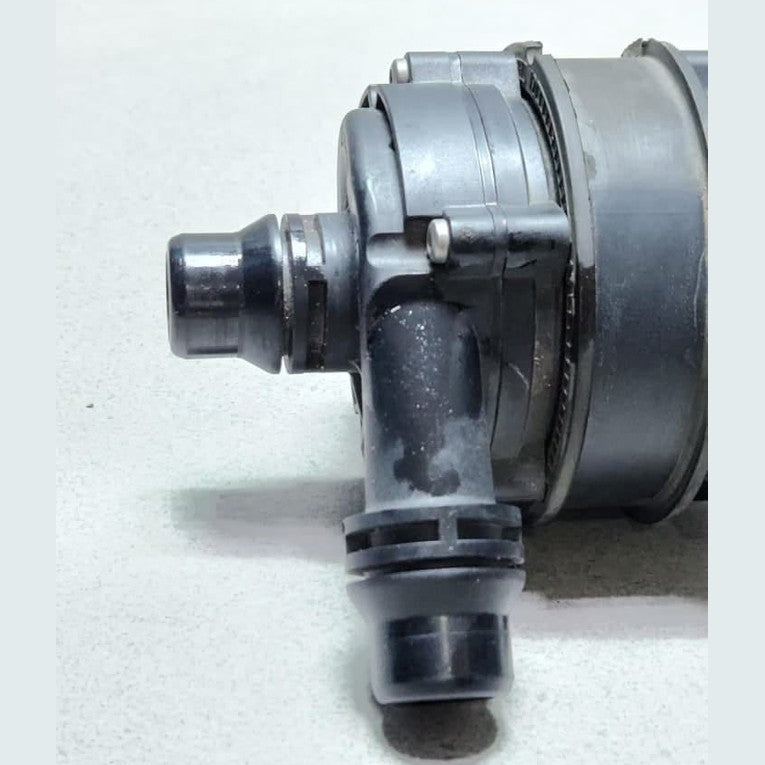 BMW Auxiliary Water Pump Electric 8637953 1, 2, 3, 4, 5 Series and M4 OEM
