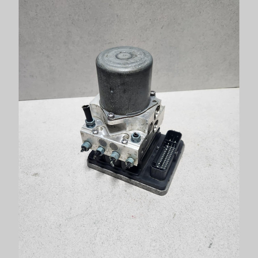 2017-2021 BMW X3 Abs Dsc Pump Control Unit 6889162 X3 X4 G01 G02 and F25 