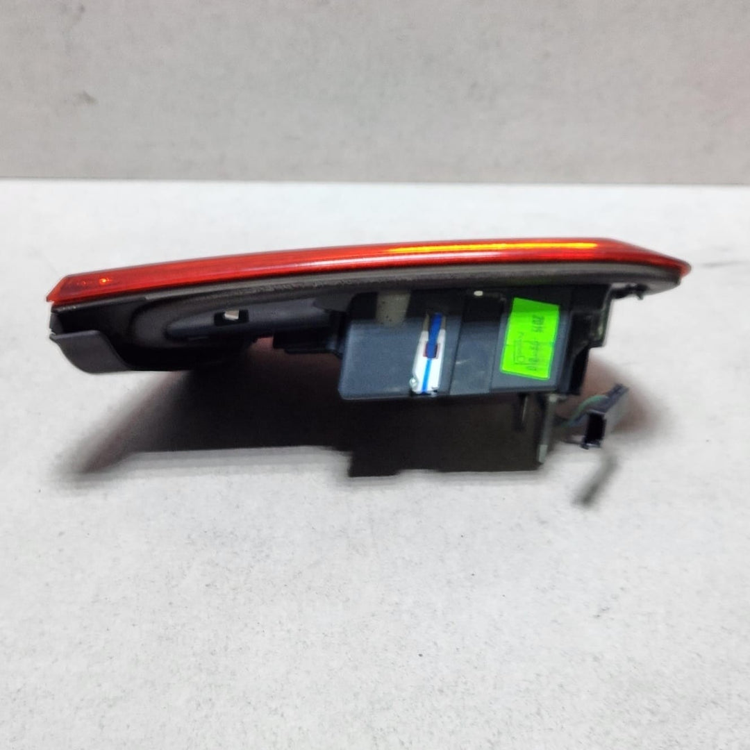 BMW Taillight Inner Part On Tailgate 7359020 1 Series F20 F21 LCI