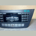 Bild in die Galerieansicht laden, Mercedes W204 Navigation Command Radio Audio Head Unit CD Player A204 9006409