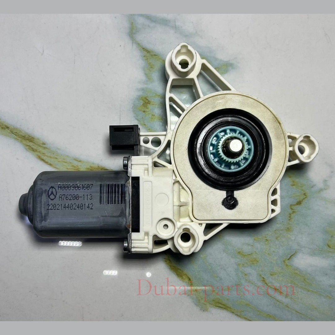 2019-2024 Mercedes-Benz CLA250 Window Regulator Motor A0009061607 CLA250, CLS450