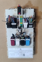 Load image into Gallery viewer, OEM BMW F15 F16 F85 F86 X5 X6 BODY CONTROL JUNCTION BOX MODULE FEM-9343371