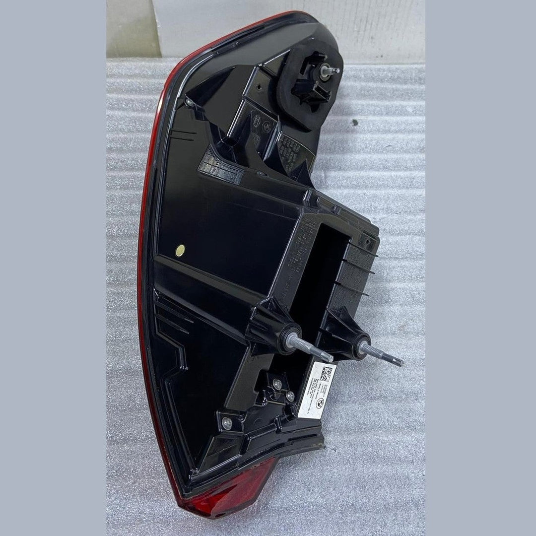 OEM BMW G02 M F98 Rear Light in the Side Panel Right Side 7409396