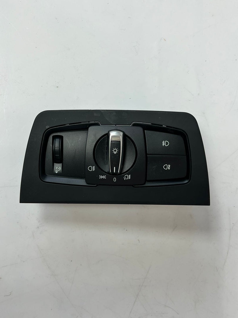 BMW 3 Series F30 F31 and 4 Series F32 F36 F34 Headlight Switch 9393947 OEM
