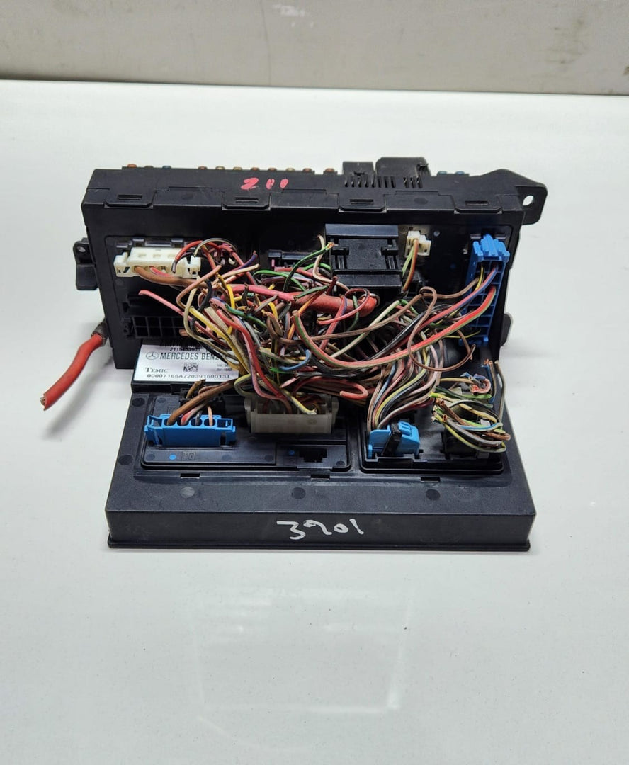 2002-2009 Mercedes-Benz E320 Front SAM Control Module 2115453901 E-Class W211 