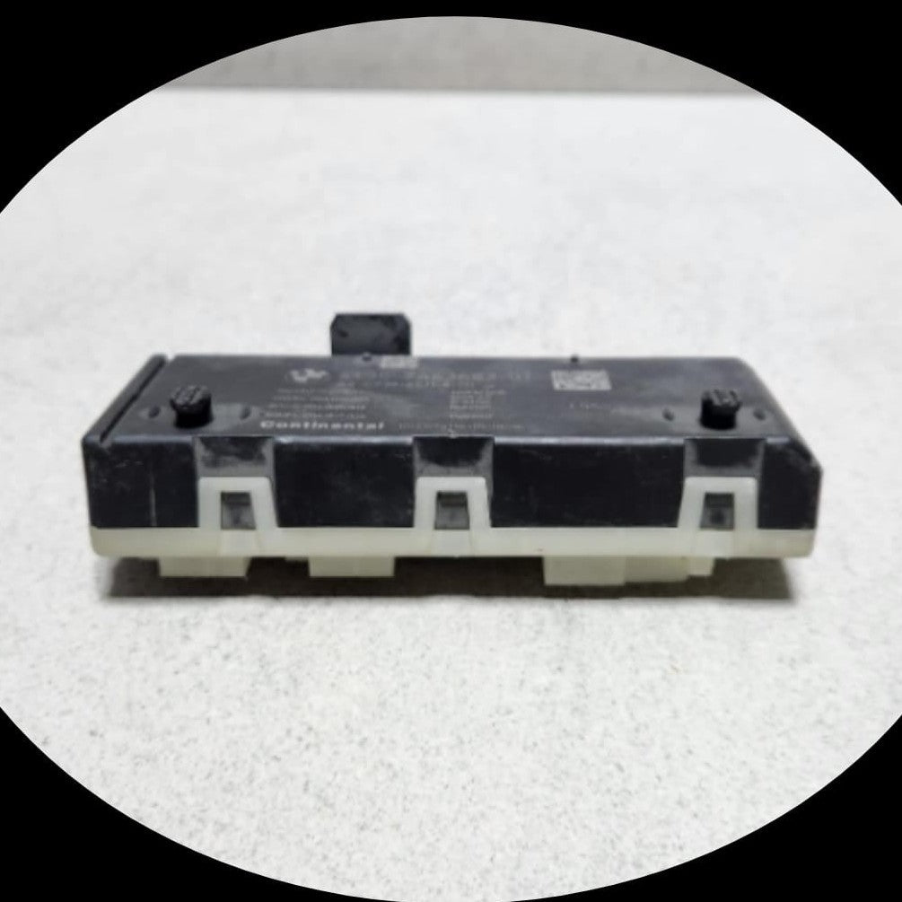 2016-2025 BMW X3 5 Series G30 G38 7 Series G11 Tailgate Control Module 7463683 