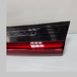 Bild in die Galerieansicht laden, 2019 BMW 3 Series G20 G28 G80 330i Right Side Tail Light 7420456