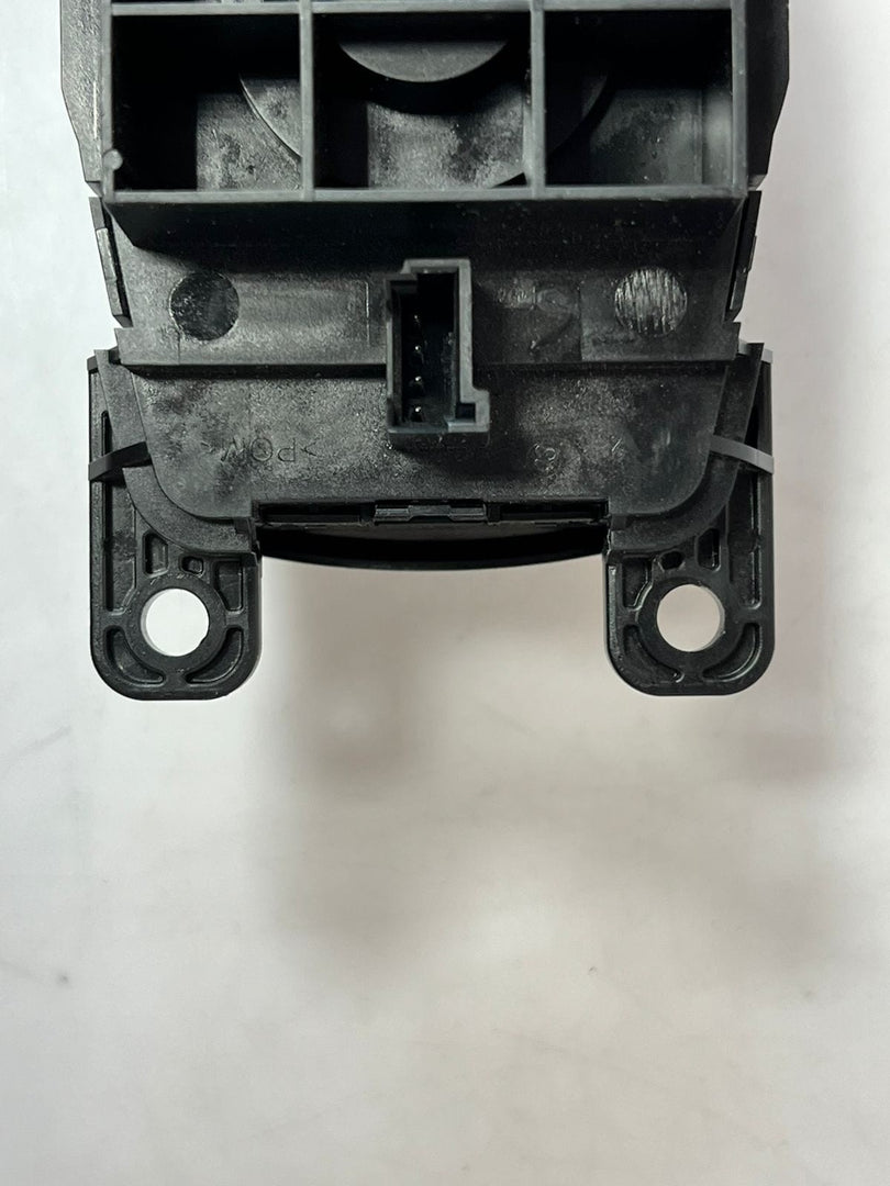 2012-2015 BMW 320i 3' F30, 2' F22 X3 X5 Idrive Media Controller 9317695 OEM