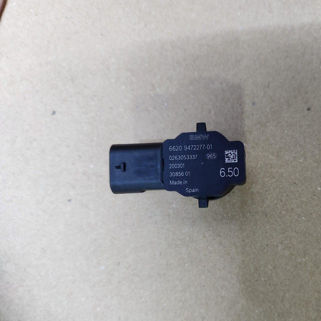 Genuine BMW Park Ultrasonic Sensor 9472277. F40 F44 G20 G11 G12 F91 G15