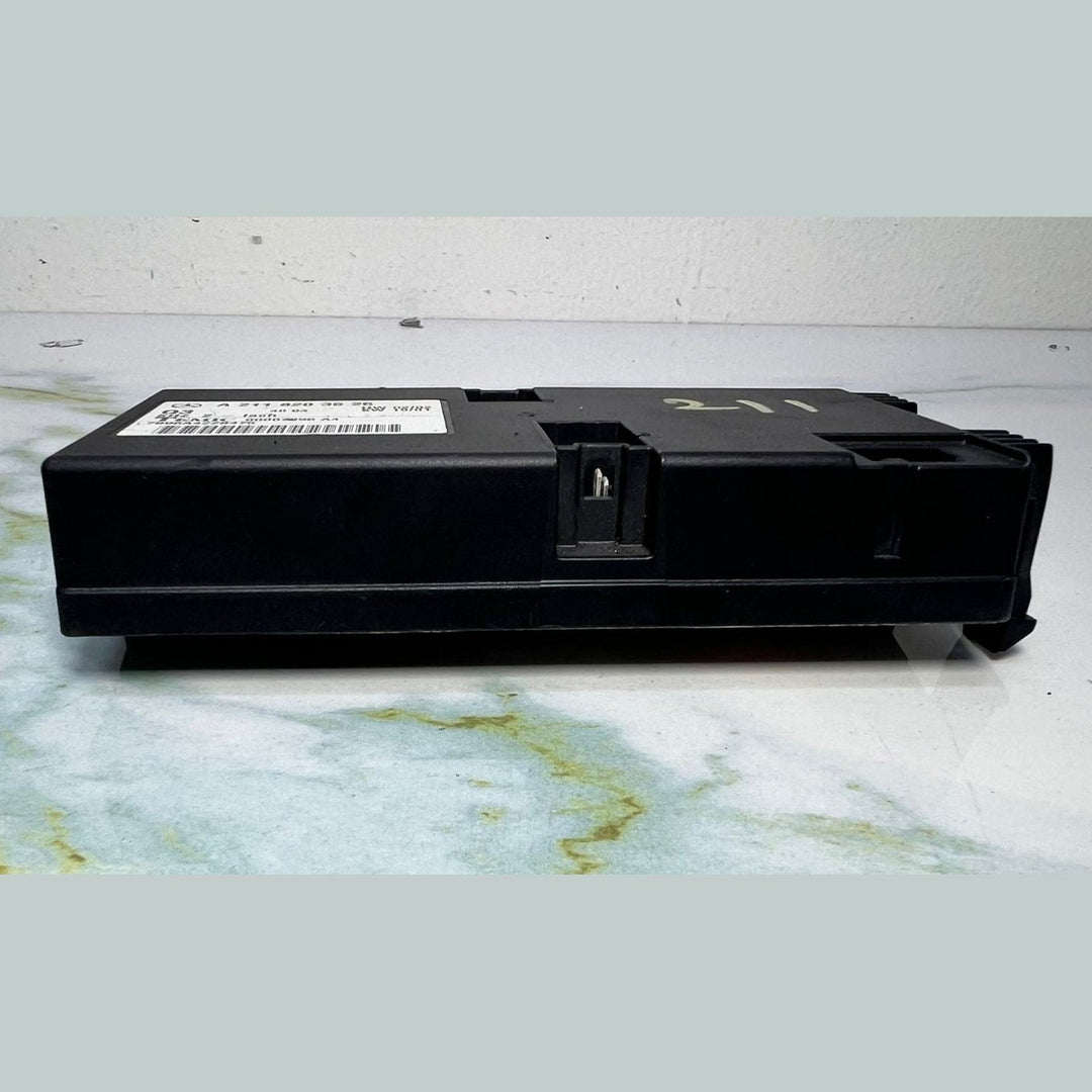 2004 Mercedes-Benz E-Class W211 E55 AMG Seat Heating Control Module A211 8203626