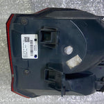 قم بتحميل الصورة إلى عارض الصور، OEM BMW X1 F48 N/S RIGHT SIDE REAR TAIL LIGHT 7350716