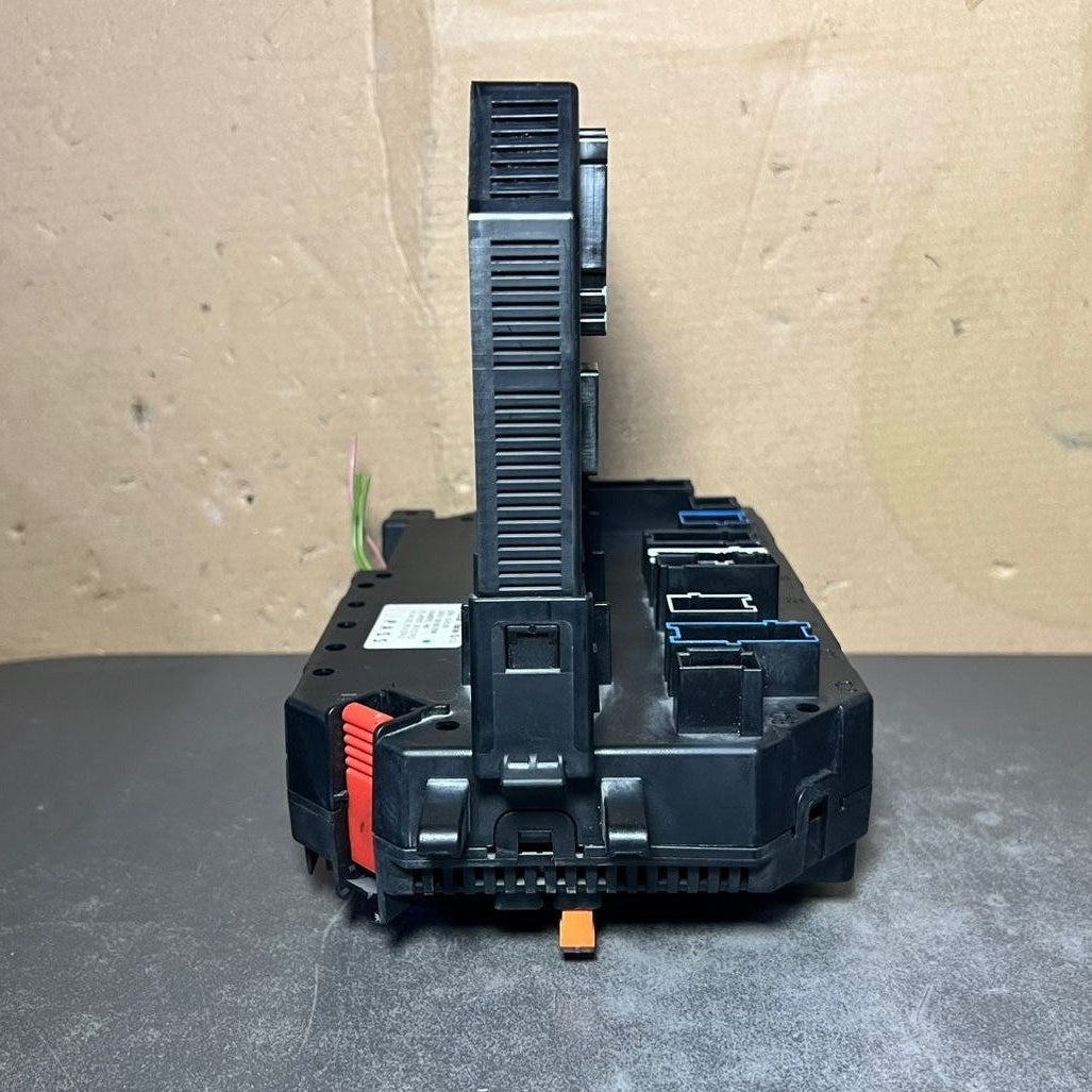 Mercedes W221 S-Class Front Fuse Relay Box SAM Control A221 5403150  A2215402862