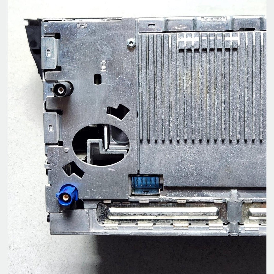 2006-2013 BMW X5 Navigation Radio Head Unit 9191568 X5 E70 and X6