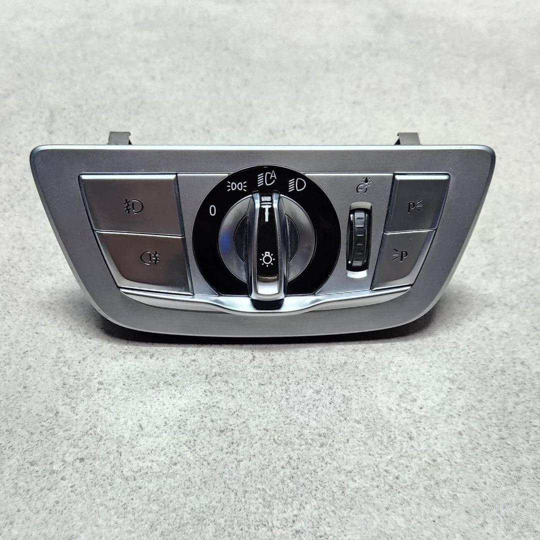 BMW 7 Headlight Control Switch Front Chrome 9493726 7 Series G11 G12 