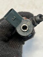 Load image into Gallery viewer, 2015 BMW X4 F26 B47 DIESEL RAIL Fuel Injector 8514148 0445110743 OEM