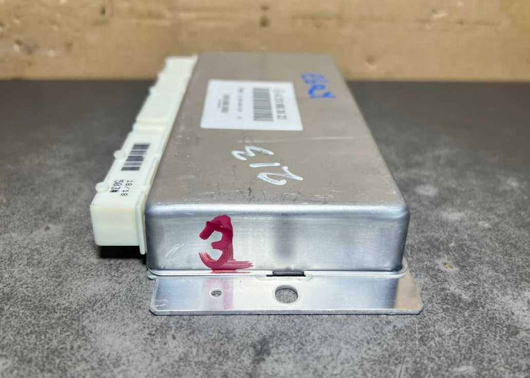15-20 Mercedes W213 E-Class Air Airmatic Suspension Control Module A213 9003623