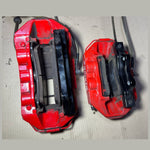 Bild in die Galerieansicht laden, Mercedes-Benz E63 W212 E-Class Front \ Rear Brembo Red Calipers &amp; Brake Discs