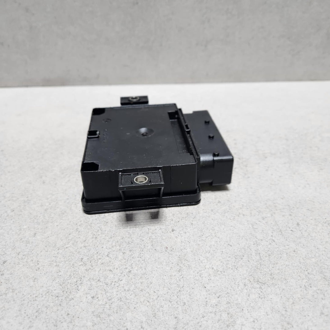 Benz Parking Brake Control Module A2469003014 A-Class and B-Class models W176 