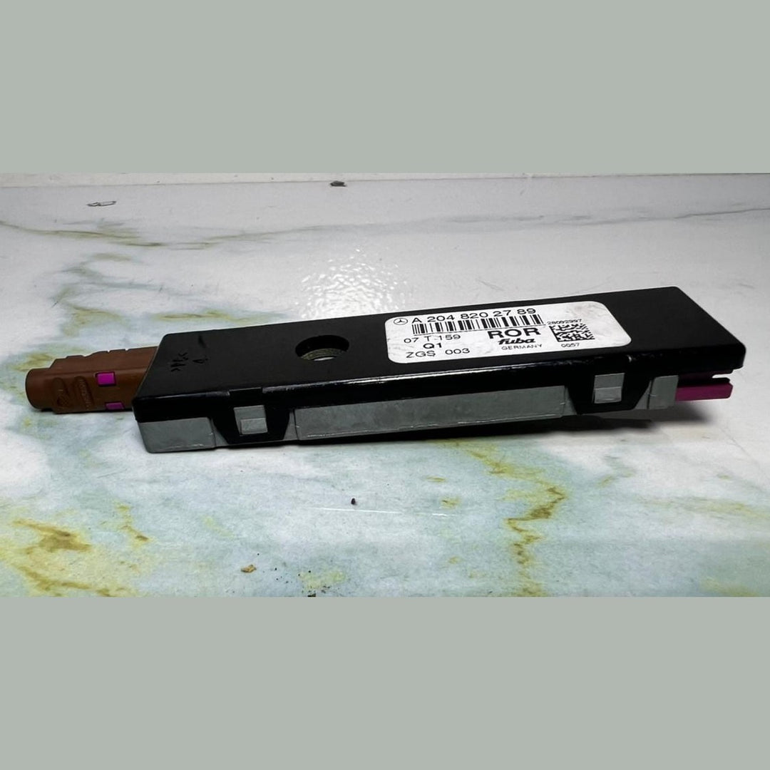 Mercedes Amplifier Rear Panel Door Left A2048202889 C-Class and E-Class