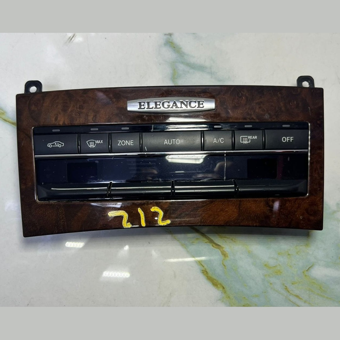 Mercedes Climate Control Panel A2129008711 E-Class W212 and E Coupe W207 