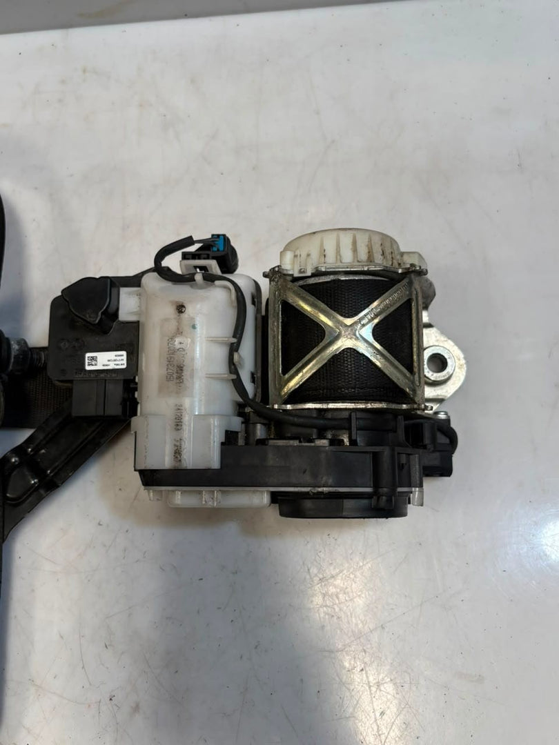 2017 BMW 740i 7 Series G11 G12 Front Seat Belt 34168735C OEM