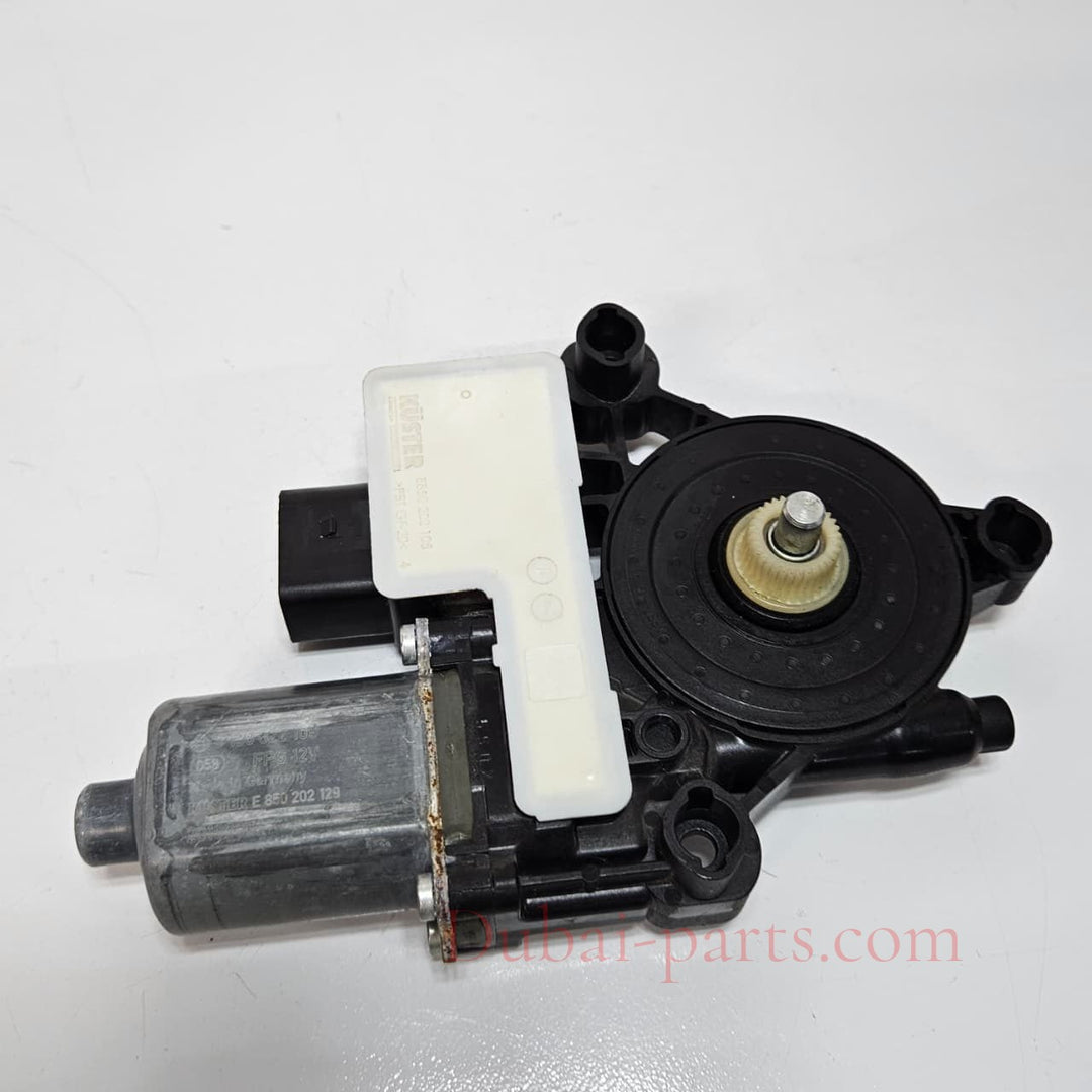 2019-2020 BMW M8, M850, Z4, Door Window Motor 9466690 Front Right