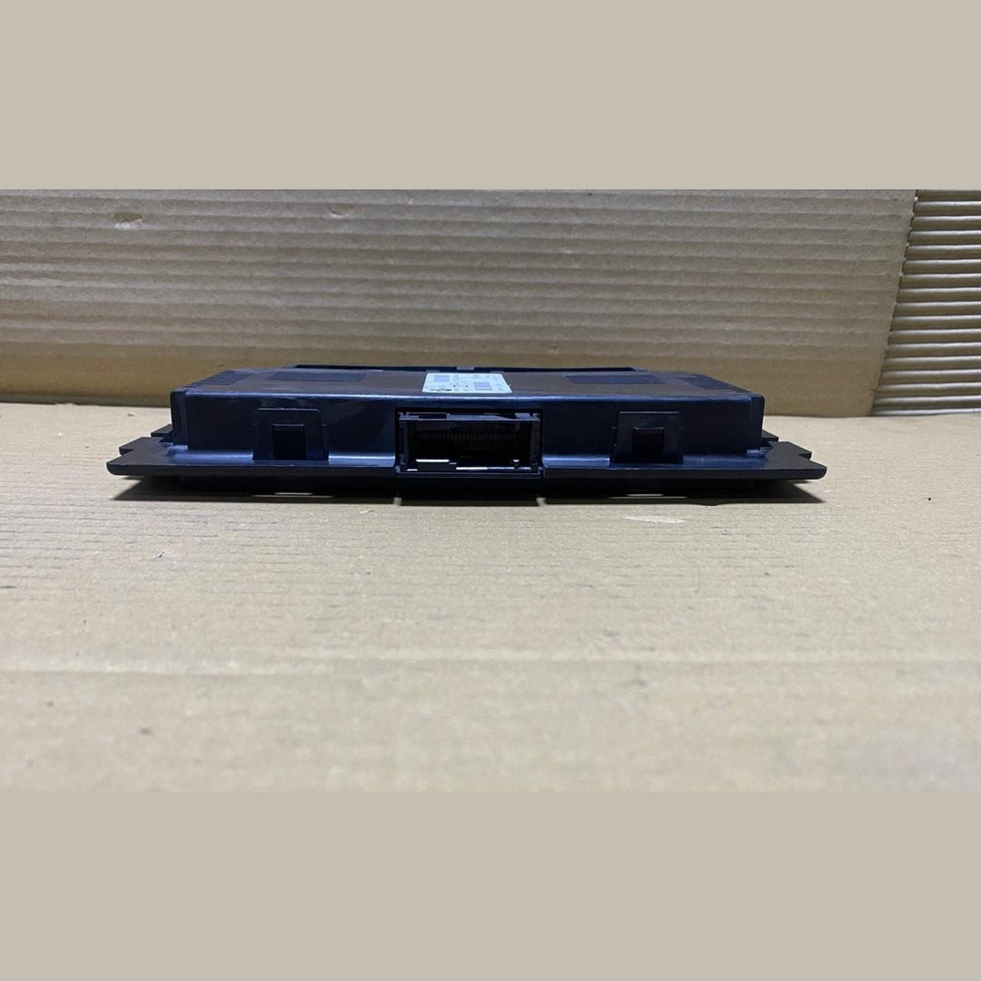 2010-2015 BMW X1 Footwell Control Module 9240528 E81 E82 E87 E88, 3 Series E90 E