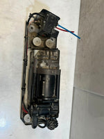 Load image into Gallery viewer, 2010-2015 BMW 5' F01 F02 F10 F11 750Li Air Suspension Compressor 6794465 OEM