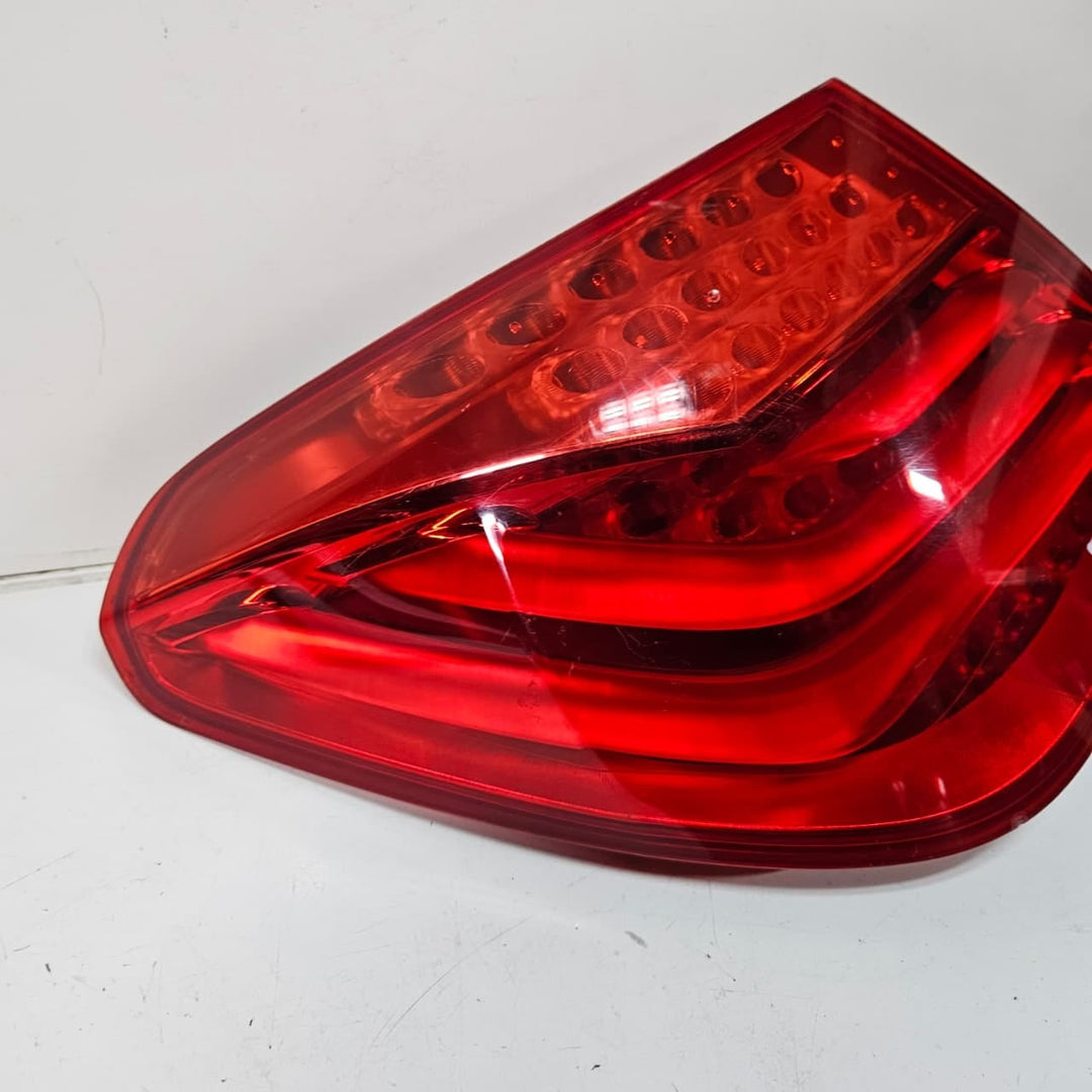 7182197-2010 BMW 7 Series F01 F02 F03 F04 750Li Rear Taillight Left Side OEM