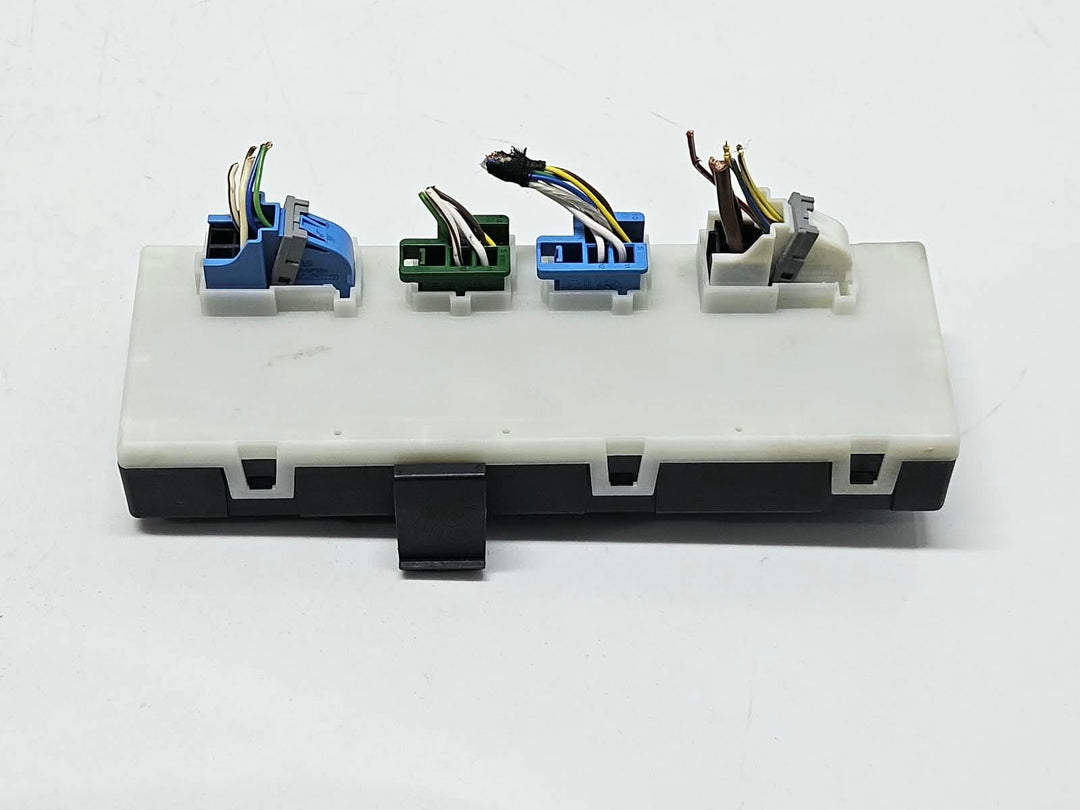 9465565-2019-2025 BMW X7 X5 G05 RHD Tailgate Control Module OEM
