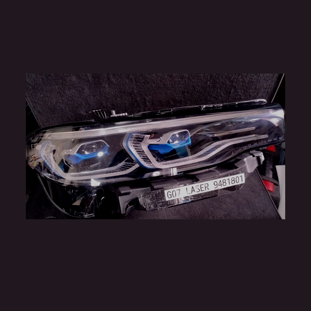 7494213   BMW X7 G07 2020 headlight headlamp
