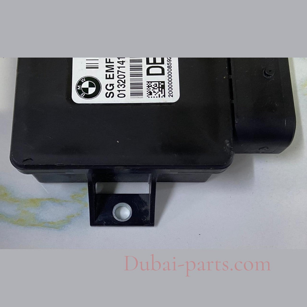 OEM BMW F10 F11 F12 EMF Module Parking Brake Unit Electric Control 6863800