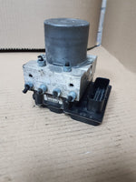 Load image into Gallery viewer, 2010-2015 BMW X1 E84 ABS Hydraulic Brake Pump Control Module 6860214 OEM