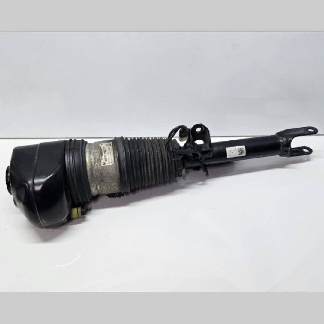 6877554-2017 BMW 7 Series G11 G12 Front Right Air Suspension Shock Absorber OEM