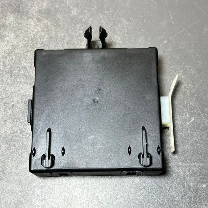 Mercedes-Benz W212 E-Class Front Left Side Door Control Module A212 9004202 OEM