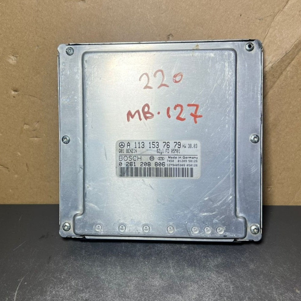 01-06 Mercedes W220 S-Class Engine Control Module Unit ECM ECU A113 1537679