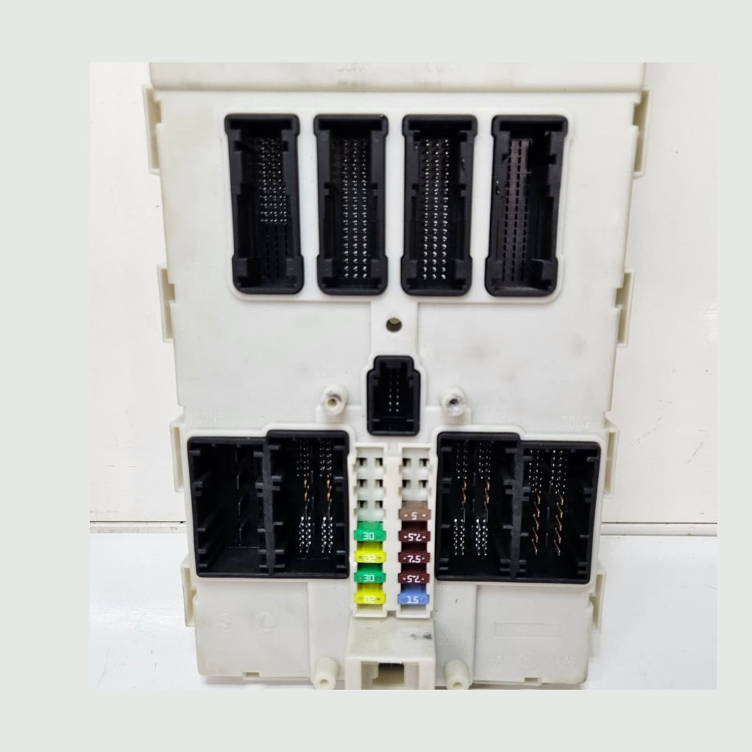 8626172-2014 BMW 5 Series F10 N20 520i MEVD17.2 Engine Control Unit DME Key Set