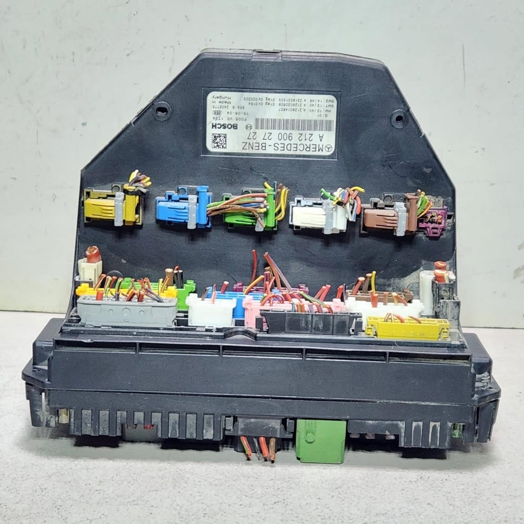 Mercedes Fuse And Relay Module A2129002727 CLS C218 X218