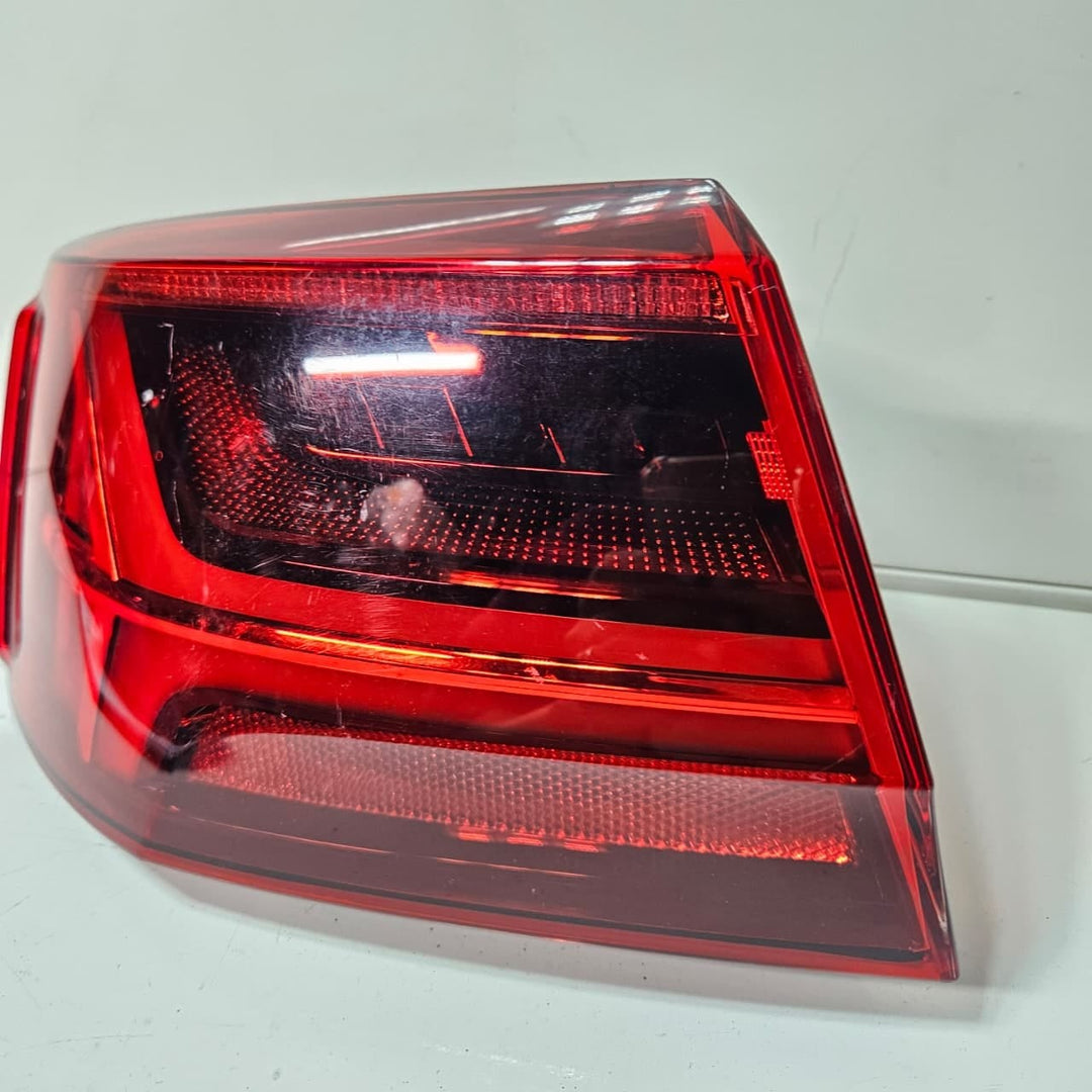 90053942-2010-2020 Audi A6 S6 C7 4G Left Taillight OEM
