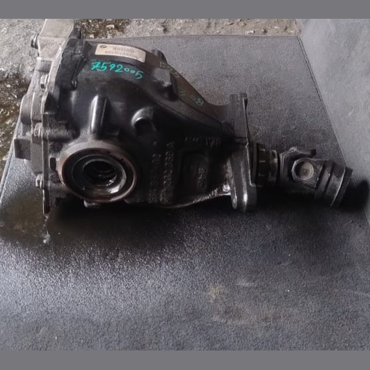 BMW X3 F25 / X4 F26 REAR DIFFERENTIAL CARRIER ASSEMBLY (3.08 RATIO) P/N 7592005