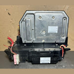 Bild in die Galerieansicht laden, Mercedes W221 S-Class Front Fuse Relay Box SAM Control A221 5404650 A221 5401101